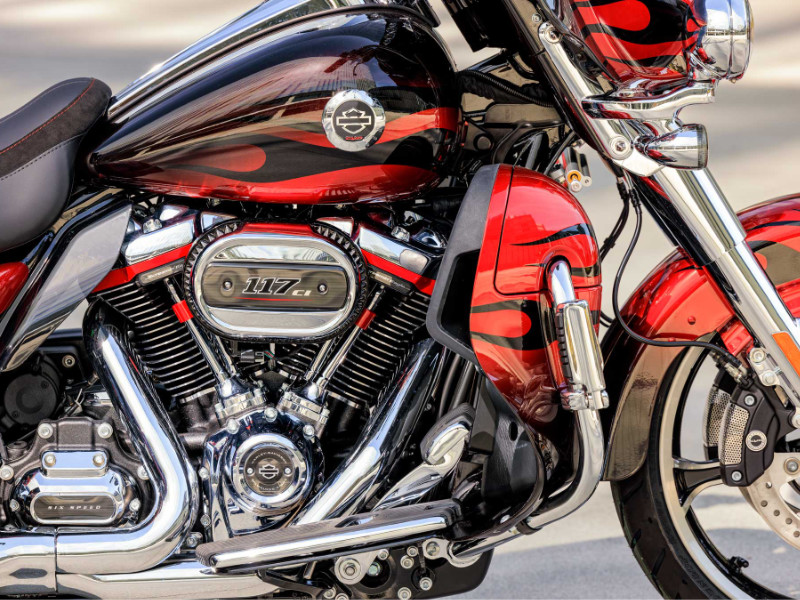 2022-Harley-Davidson-CVO-Tri-Glide