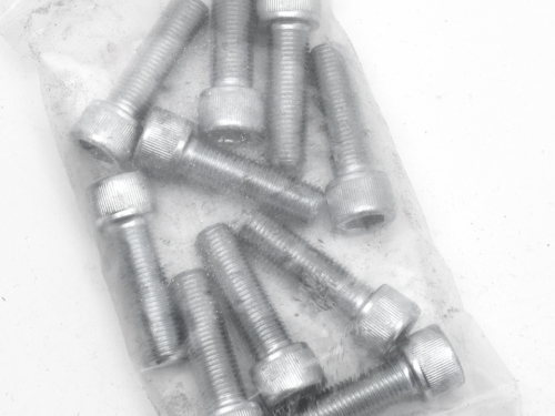 BULLONERIA ZINCATA IN MISURE SAE