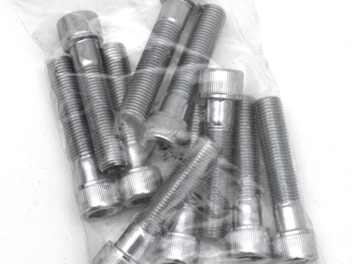 BULLONERIA ZINCATA IN MISURE SAE