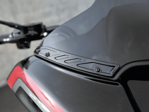 FINITURE PER PARABREZZA ROAD GLIDE DI TOMMY & SONS