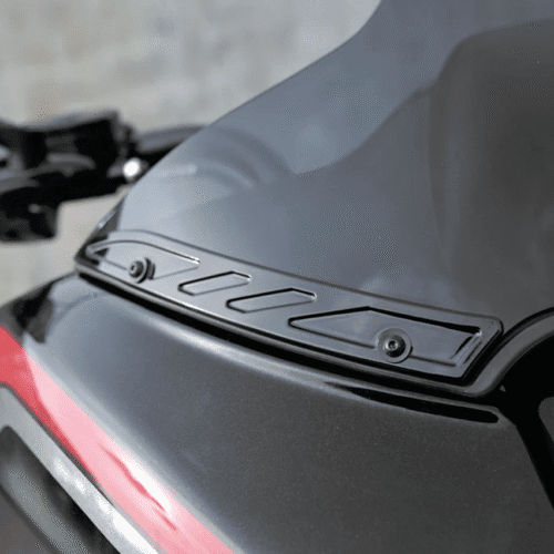 standard-rgba-1905.png FINITURE PER PARABREZZA ROAD GLIDE DI TOMMY & SONS