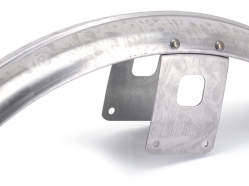 PARAFANGO ANTERIORE MUSTANG CON NERVATURA