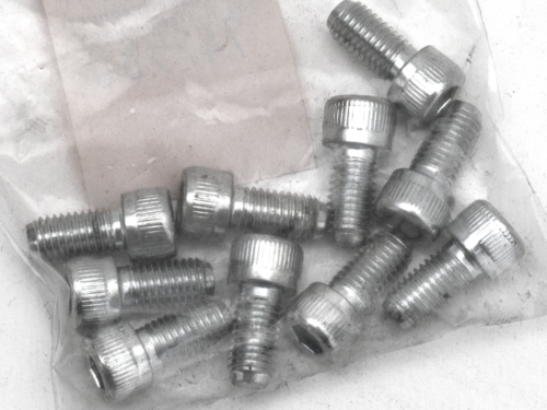 BULLONERIA ZINCATA IN MISURE SAE