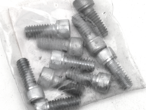 BULLONERIA ZINCATA IN MISURE SAE