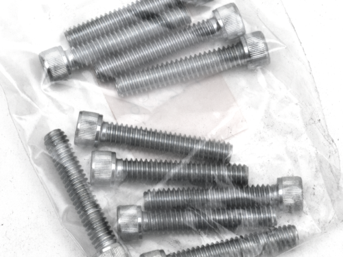 BULLONERIA ZINCATA IN MISURE SAE