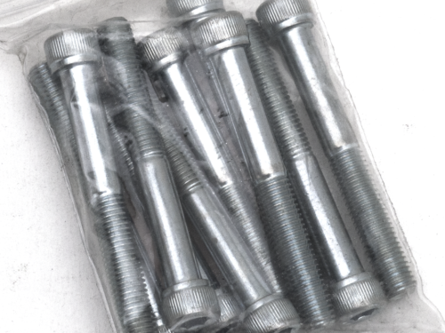 BULLONERIA ZINCATA IN MISURE SAE