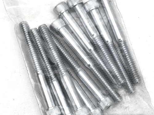 BULLONERIA ZINCATA IN MISURE SAE