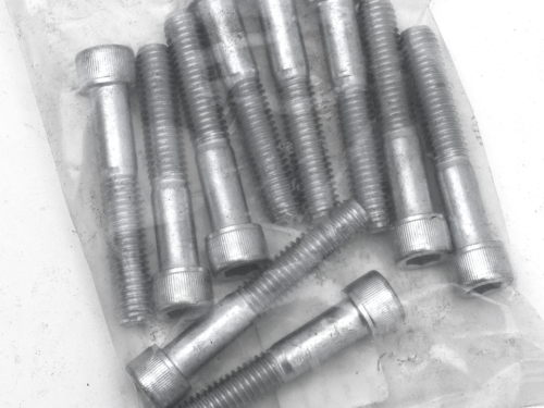 BULLONERIA ZINCATA IN MISURE SAE