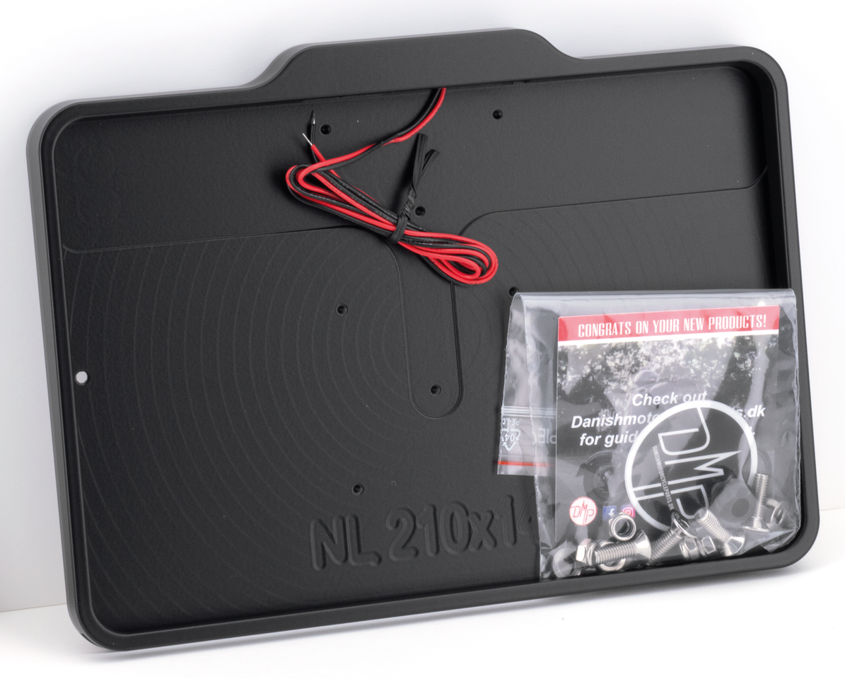 CORNICE PORTATARGA CON ILLUMINAZIONE (1) | 1 CORNICE PORTATARGA CON ILLUMINAZIONE (1)