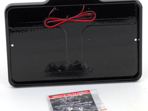 CORNICE PORTATARGA CON ILLUMINAZIONE (1)