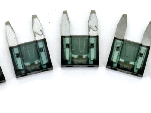 MINI FUSIBILI A BAIONETTA CON RIVELATORE