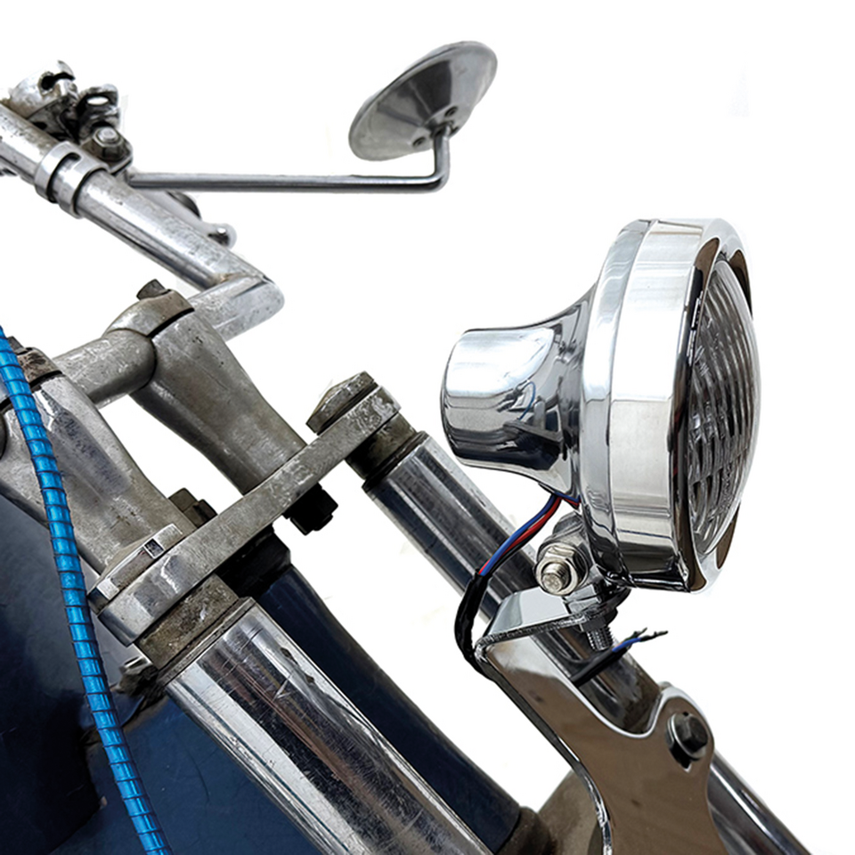 FANALE ANTERIORE STILE RETRÓ IN ALLUMINIO LUCIDATO | 1 FANALE ANTERIORE STILE RETRÓ IN ALLUMINIO LUCIDATO