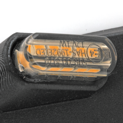 DEFLETTORI ANTIVENTO DOMINATOR CON INDICAZIONI DI DIREZIONE PER CARENATURE STILE ST