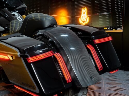 HW307143 14+ HARLEY TRILOGY SADDLEBAG LED LIGHTS / BLACK / RED